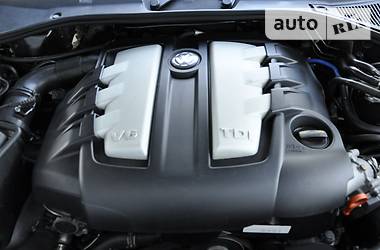 Внедорожник / Кроссовер Volkswagen Touareg 2007 в 