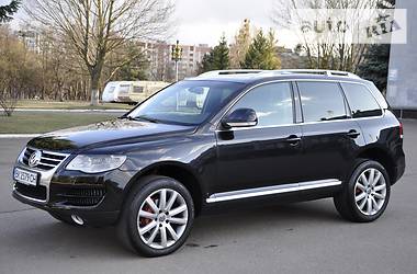 Внедорожник / Кроссовер Volkswagen Touareg 2007 в 
