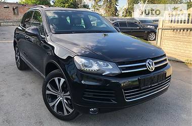 Позашляховик / Кросовер Volkswagen Touareg 2011 в Тернополі