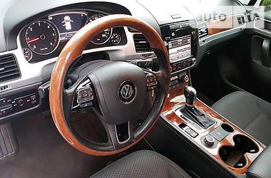 Позашляховик / Кросовер Volkswagen Touareg 2012 в Києві