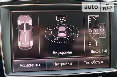 Внедорожник / Кроссовер Volkswagen Touareg 2016 в Киеве