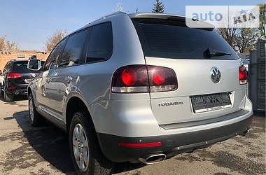 Позашляховик / Кросовер Volkswagen Touareg 2007 в 