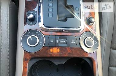 Позашляховик / Кросовер Volkswagen Touareg 2007 в 