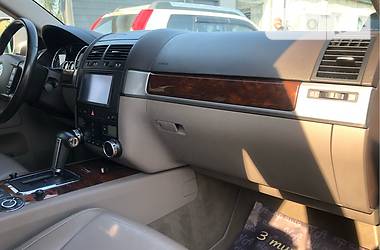 Позашляховик / Кросовер Volkswagen Touareg 2007 в 