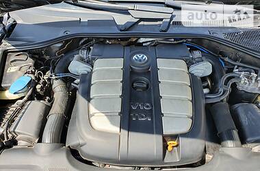 Позашляховик / Кросовер Volkswagen Touareg 2007 в 