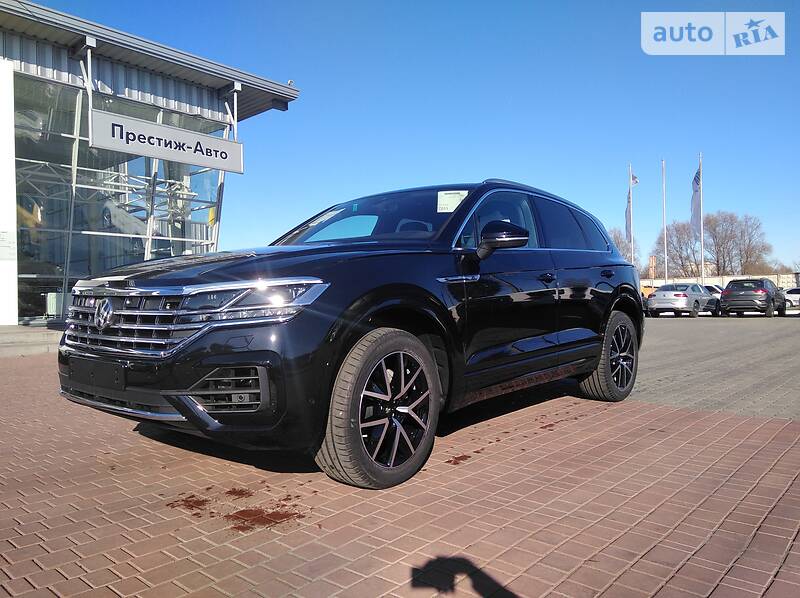 Позашляховик / Кросовер Volkswagen Touareg 2019 в Хмельницькому