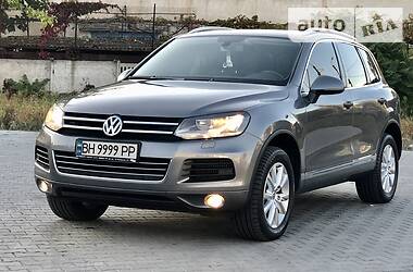 Позашляховик / Кросовер Volkswagen Touareg 2013 в Одесі