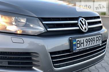 Позашляховик / Кросовер Volkswagen Touareg 2013 в Одесі