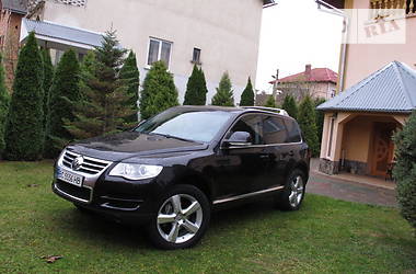 Позашляховик / Кросовер Volkswagen Touareg 2009 в Стрию