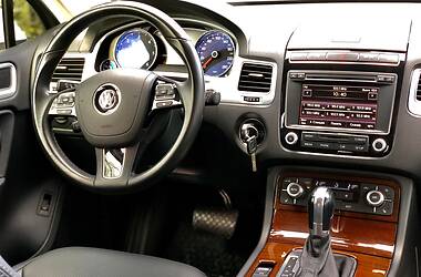 Позашляховик / Кросовер Volkswagen Touareg 2014 в Херсоні
