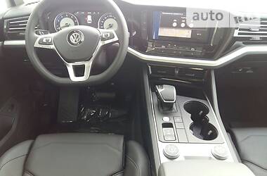 Внедорожник / Кроссовер Volkswagen Touareg 2019 в Черновцах