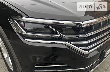 Позашляховик / Кросовер Volkswagen Touareg 2018 в 