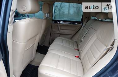 Позашляховик / Кросовер Volkswagen Touareg 2007 в 