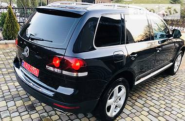 Позашляховик / Кросовер Volkswagen Touareg 2008 в 