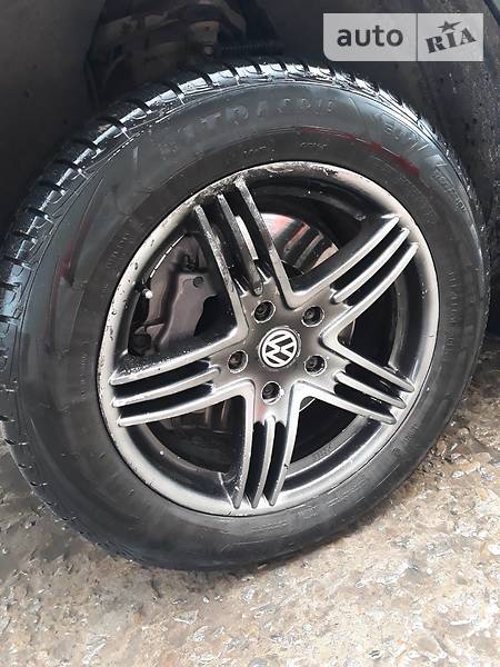 Позашляховик / Кросовер Volkswagen Touareg 2003 в Рубіжному