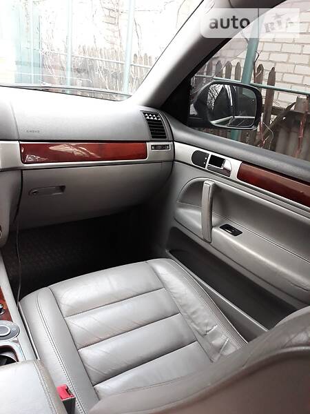 Позашляховик / Кросовер Volkswagen Touareg 2003 в Рубіжному