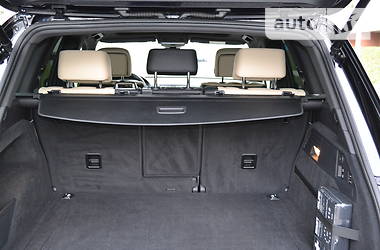 Позашляховик / Кросовер Volkswagen Touareg 2016 в 