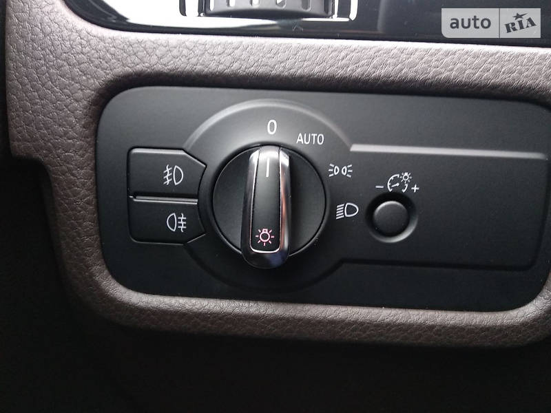 Позашляховик / Кросовер Volkswagen Touareg 2013 в Вінниці