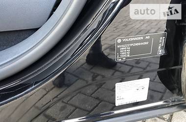 Позашляховик / Кросовер Volkswagen Touareg 2017 в 