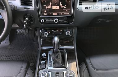 Позашляховик / Кросовер Volkswagen Touareg 2017 в 