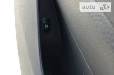 Позашляховик / Кросовер Volkswagen Touareg 2017 в 