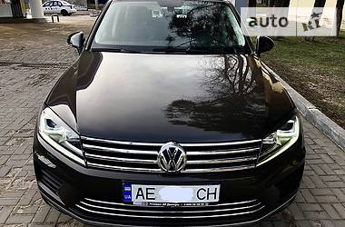 Позашляховик / Кросовер Volkswagen Touareg 2017 в 