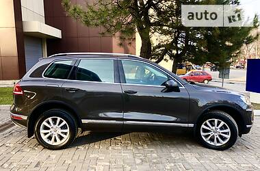 Позашляховик / Кросовер Volkswagen Touareg 2017 в 