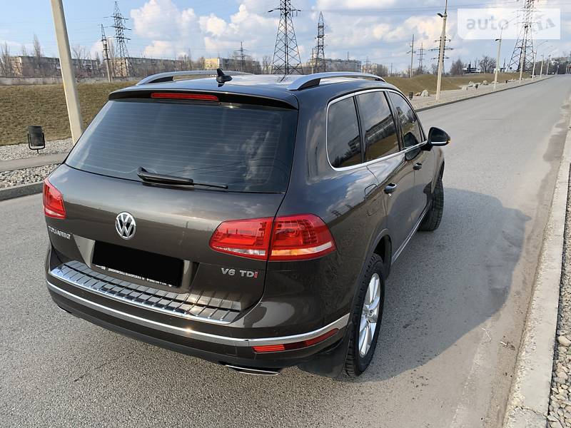 Позашляховик / Кросовер Volkswagen Touareg 2016 в Дніпрі фото 12 Позашляховик / Кросовер Volkswagen Touareg 2016 в Дніпрі