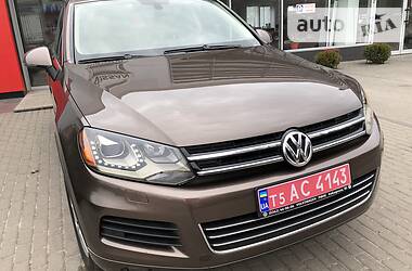 Внедорожник / Кроссовер Volkswagen Touareg 2012 в Ровно