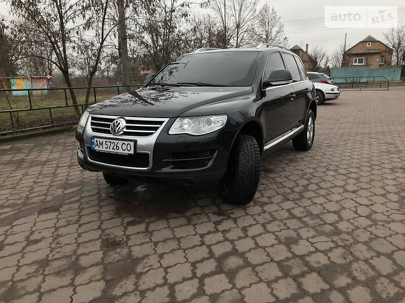 Позашляховик / Кросовер Volkswagen Touareg 2007 в 