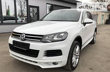 Позашляховик / Кросовер Volkswagen Touareg 2013 в 