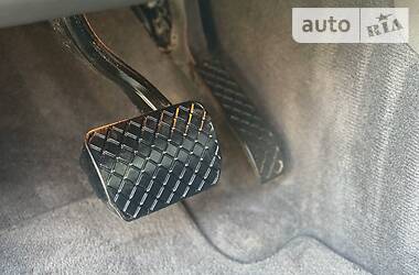 Позашляховик / Кросовер Volkswagen Touareg 2011 в 