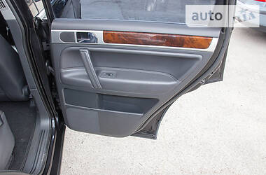 Позашляховик / Кросовер Volkswagen Touareg 2007 в 