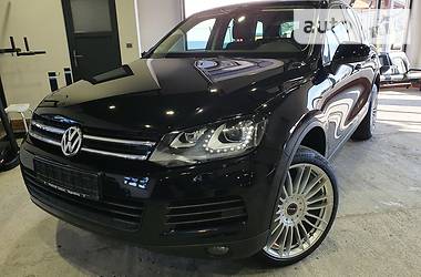 Позашляховик / Кросовер Volkswagen Touareg 2012 в 