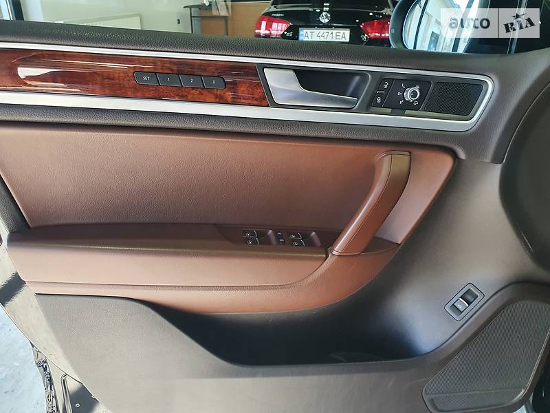 Внедорожник / Кроссовер Volkswagen Touareg 2012 в Коломые фото 35 Внедорожник / Кроссовер Volkswagen Touareg 2012 в Коломые