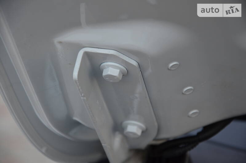 Позашляховик / Кросовер Volkswagen Touareg 2015 в Луцьку