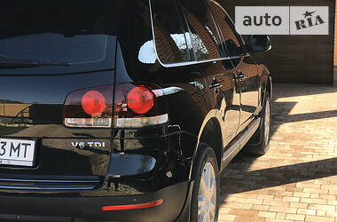 Позашляховик / Кросовер Volkswagen Touareg 2008 в 