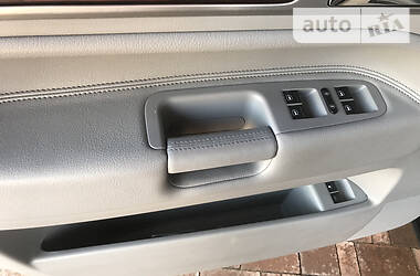 Позашляховик / Кросовер Volkswagen Touareg 2008 в 