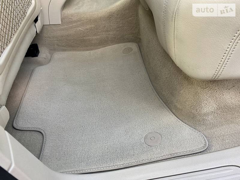 Внедорожник / Кроссовер Volkswagen Touareg 2014 в Виннице