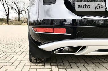 Позашляховик / Кросовер Volkswagen Touareg 2011 в 