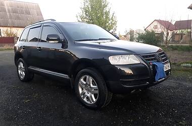 Позашляховик / Кросовер Volkswagen Touareg 2003 в 