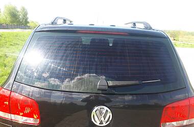 Позашляховик / Кросовер Volkswagen Touareg 2003 в 