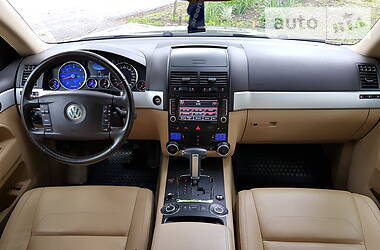 Позашляховик / Кросовер Volkswagen Touareg 2009 в 