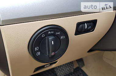 Позашляховик / Кросовер Volkswagen Touareg 2009 в 
