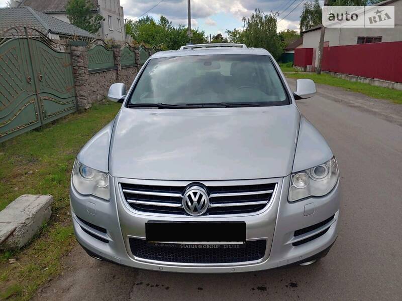 Позашляховик / Кросовер Volkswagen Touareg 2007 в Києві