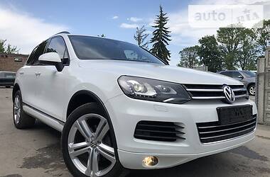 Внедорожник / Кроссовер Volkswagen Touareg 2014 в Тернополе