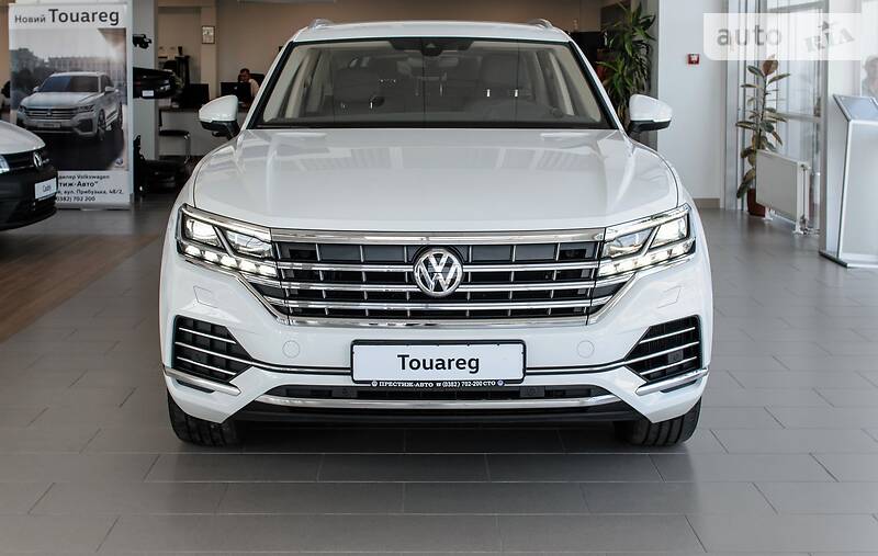 Позашляховик / Кросовер Volkswagen Touareg 2018 в Хмельницькому
