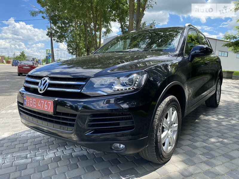 Внедорожник / Кроссовер Volkswagen Touareg 2012 в Ивано-Франковске