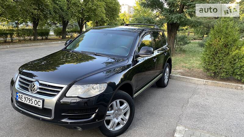 Позашляховик / Кросовер Volkswagen Touareg 2007 в Дніпрі