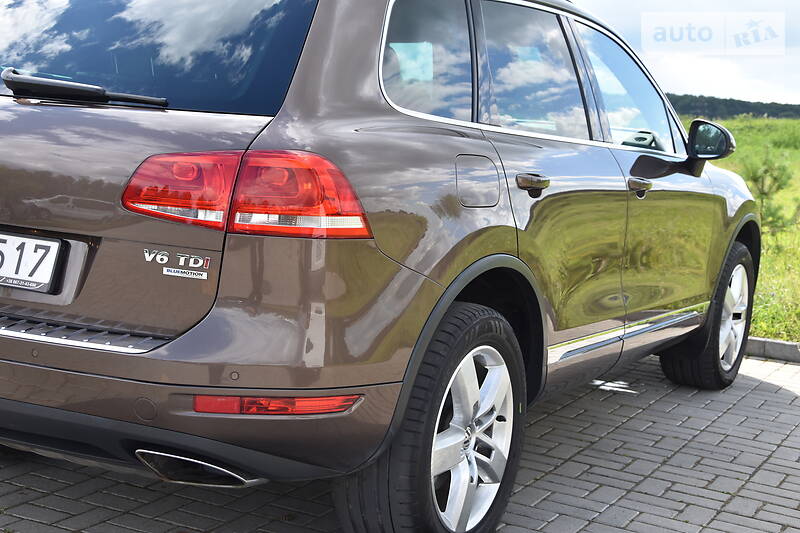 Позашляховик / Кросовер Volkswagen Touareg 2012 в Дрогобичі
